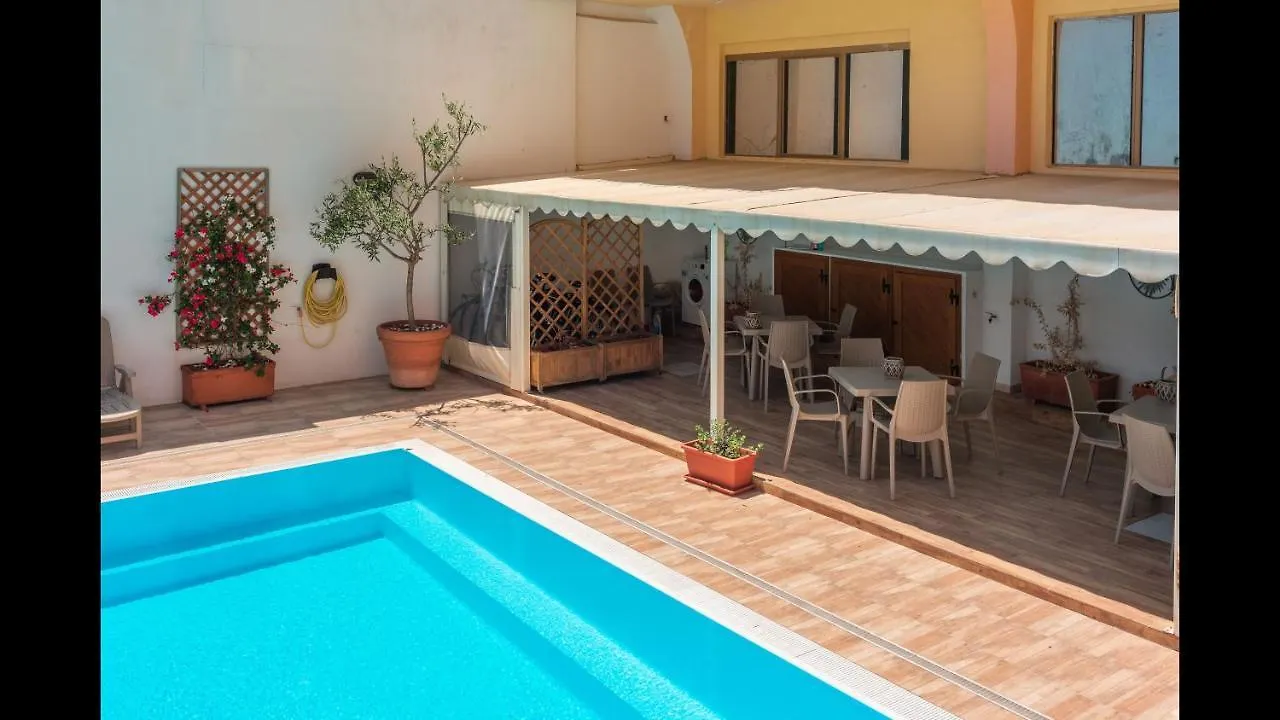 Apartment Relaxing Cristal Blu Studio Sleeps 4 Santa Teresa Gallura Italy