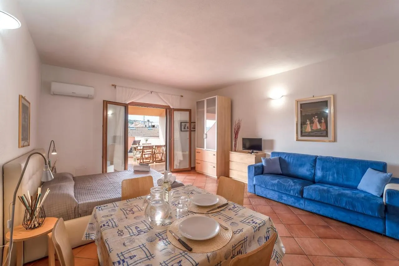 Apartment Relaxing Cristal Blu Studio Sleeps 4 Santa Teresa Gallura