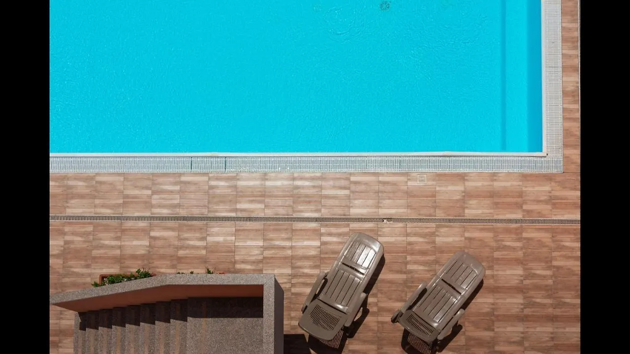 Relaxing Cristal Blu Studio Sleeps 4 Santa Teresa Gallura