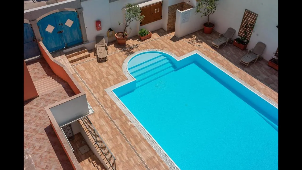 Relaxing Cristal Blu Studio Sleeps 4 Santa Teresa Gallura